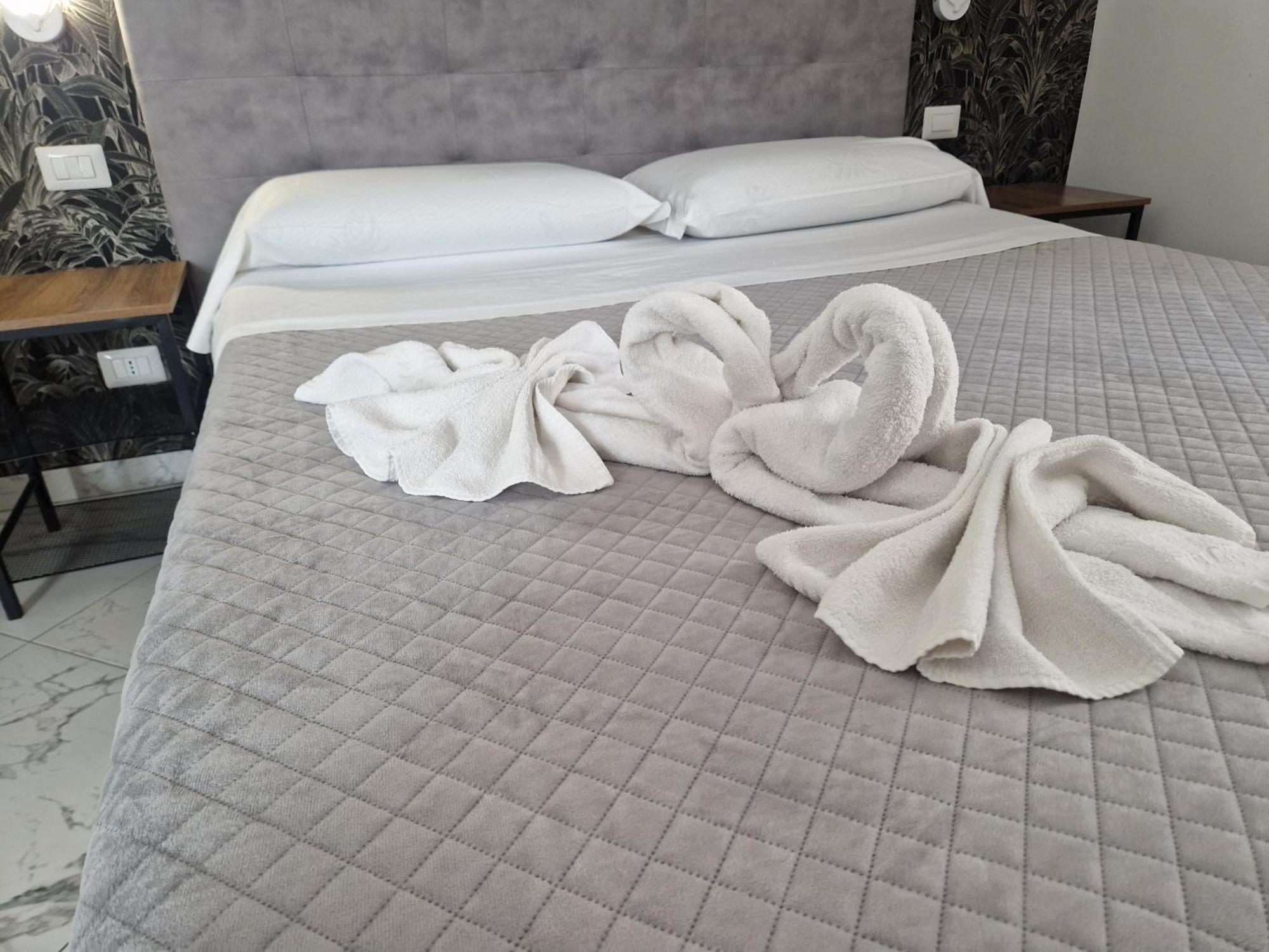 Eden Hotel Lamezia Terme Buitenkant foto